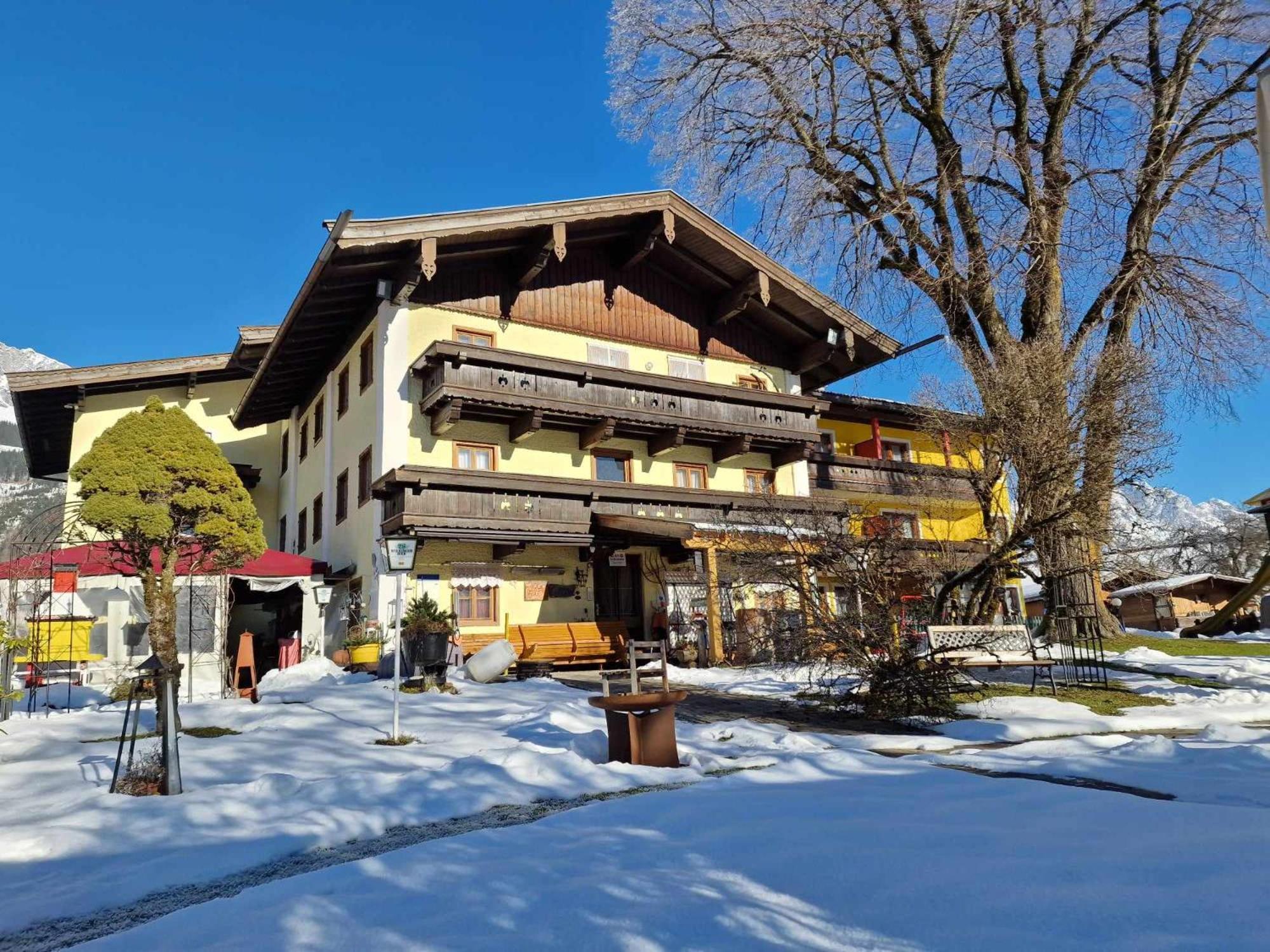Ferienhotel Lindenhof Leogang Ngoại thất bức ảnh